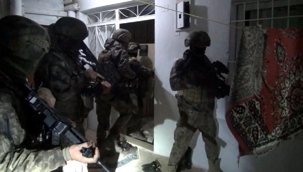 Bitlis merkezli 2 ilde uyuşturucu operasyonu: 14 tutuklama - Yeniden