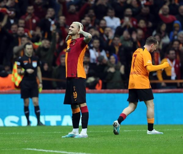 Galatasaray'da transfer gündemi ısınıyor