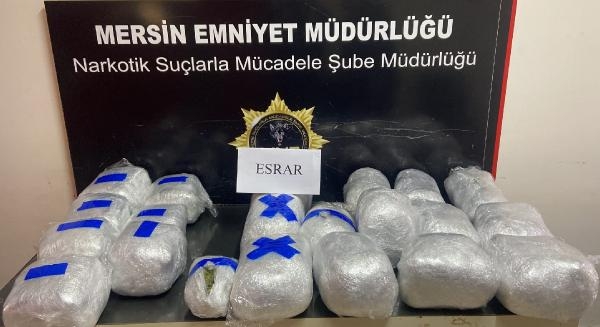 Mersin'de 24 kilo esrar ele geçirildi: 3 gözaltı