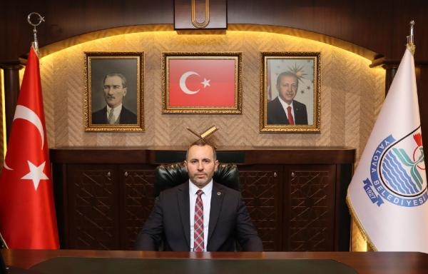 Yalova Belediye Meclisi, Mustafa Tutuk'u asaleten başkan seçti