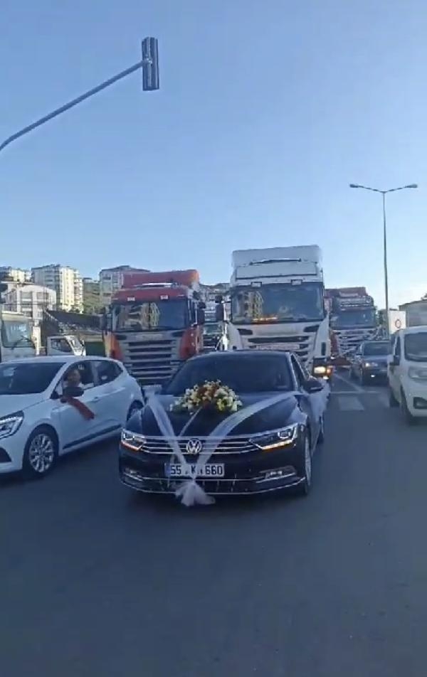 Samsun'da, 10 TIR'lı düğün konvoyu