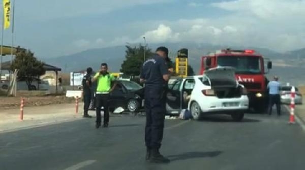 Gaziantep'te otomobiller çarpıştı: 5 yaralı