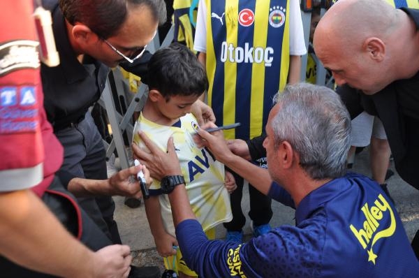 Fenerbahçe kafilesi Gazipaşa'ya geldi