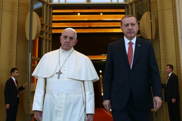 Cumhurbaşkanı Erdoğan'dan Papa ile Gazze görüşmesi