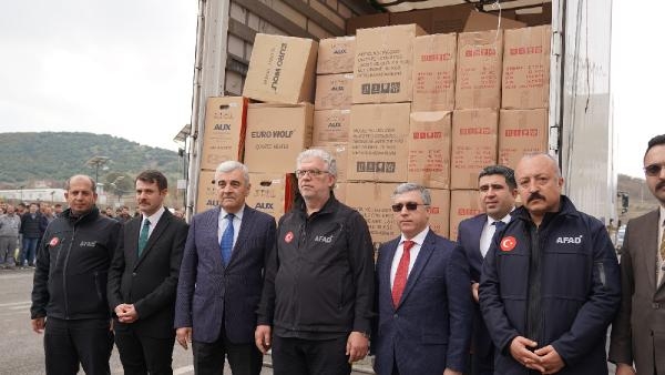 Azerbaycan'dan Kahramanmaraş'a 18 tonluk yardım malzemesi